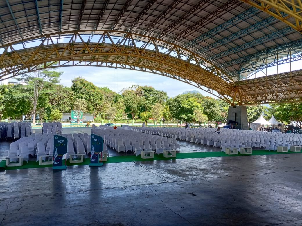 SEWA KURSI PAGEDANGAN DI TANGGERANG 